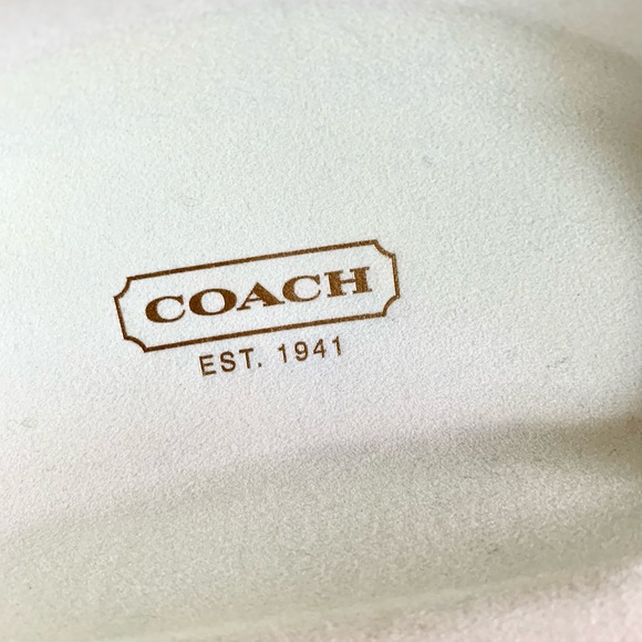 Authentic Coach White Green Logo Sunglasses Case - Picture 5 of 5
